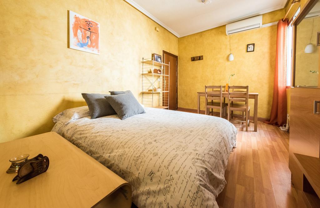El Rincon De Amparo Apartment Madrid Luaran gambar